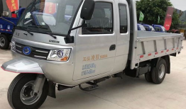 五征三轮车,引领农村出行新潮流的绿色交通工具”